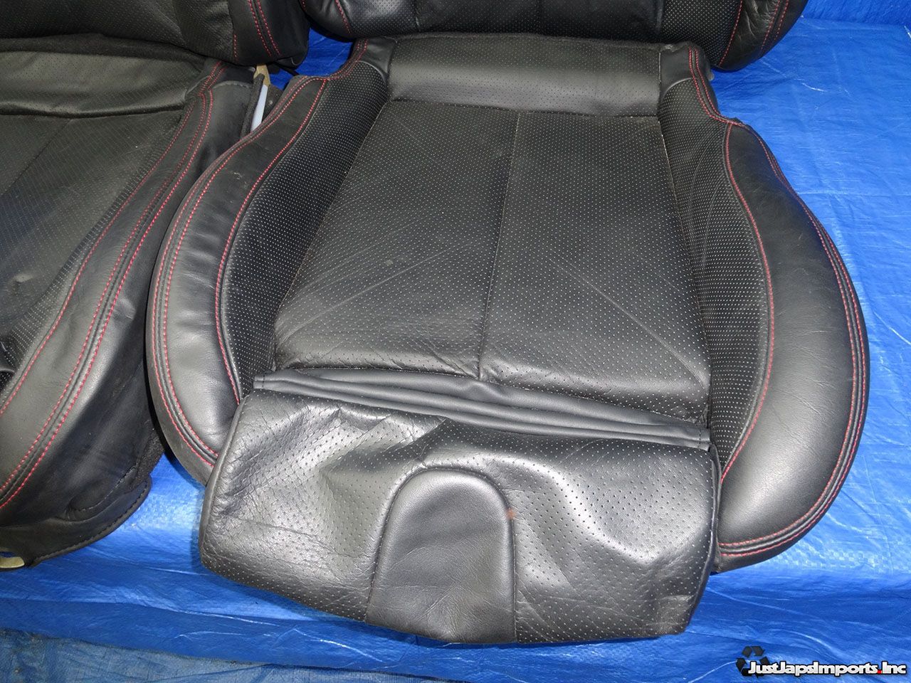 11 12 INFINITI G37 COUPE IPL OEM BLACK LEATHER FRONT SEAT COVERS RED